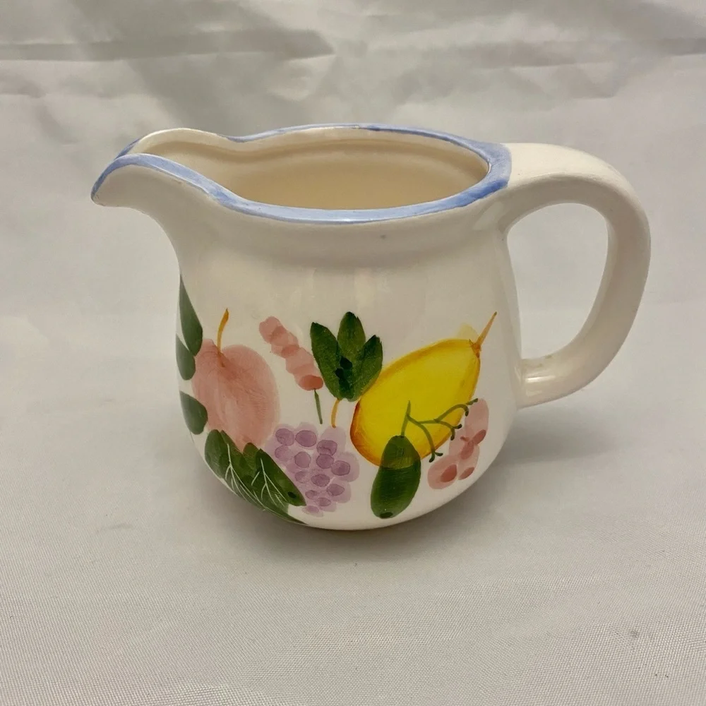 Small Painted Creamer, Grapes Fruit Design, Vintage EUC